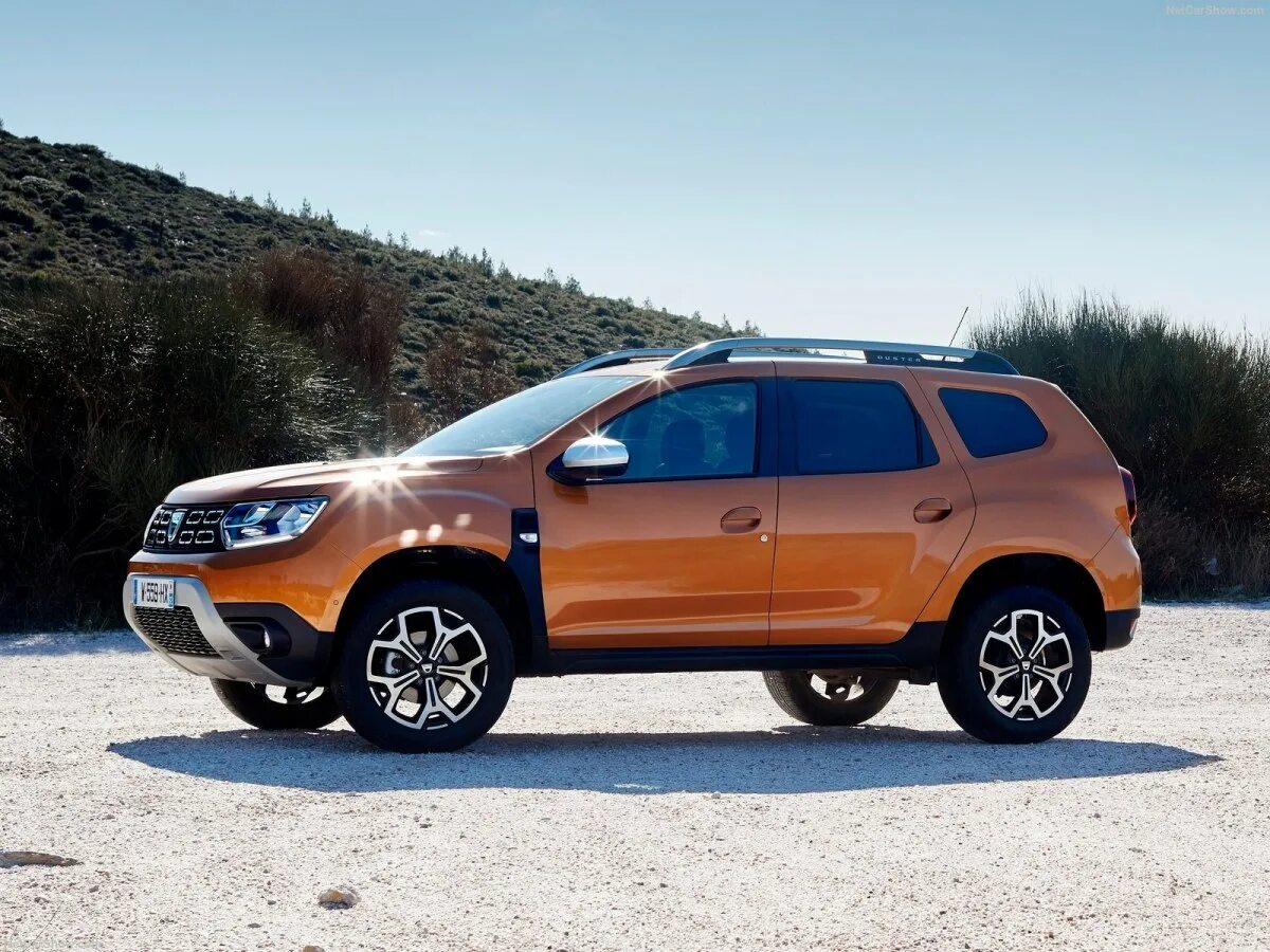 Цены комплектации новые рено дастер. Renault Duster 2021. Новый Рено Дастер 2021. Рено Дастер драйв 2021. Дастер 2022.