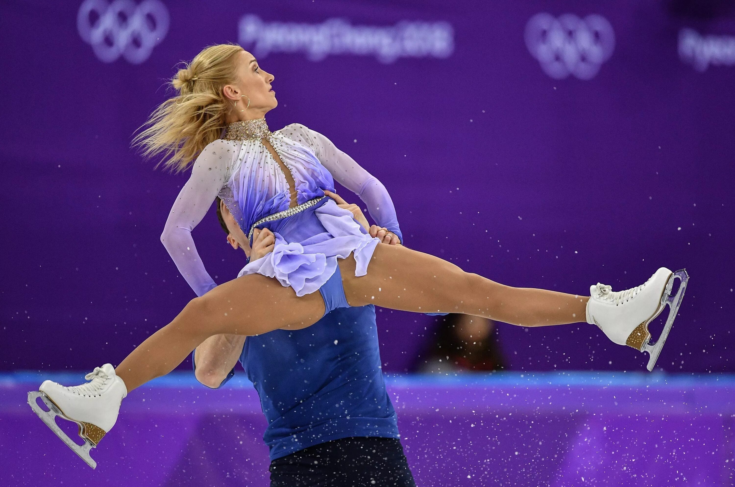 Савченко алена фигуристка. Алёна савченко. Алена савченко. Бруно массо. Алёна савченко олимпиада 2018.
