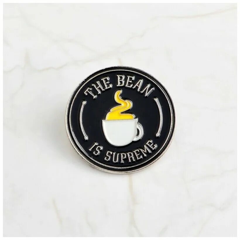 Pin cup. Pin cup. Rhe;jxrb yf ,ekfdrt. Minnie castle. Прикольные пины значки.