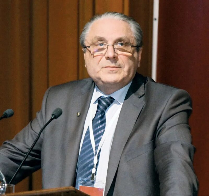 Академик ивашкин владимир трофимович. Бородин юрий иванович новосибирск. Чучалин академик. Бородин юрий михайлович москва. Академики академии медицинских наук.