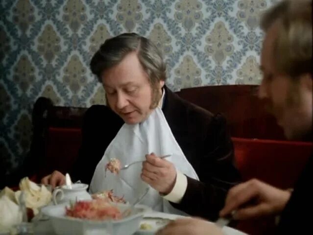 Обломов клипы. Обломов фильм 1979 луга. обломов фильм 1979 ребенок. обломов фильм 1979 комната обломова. 1-я серия 1979.