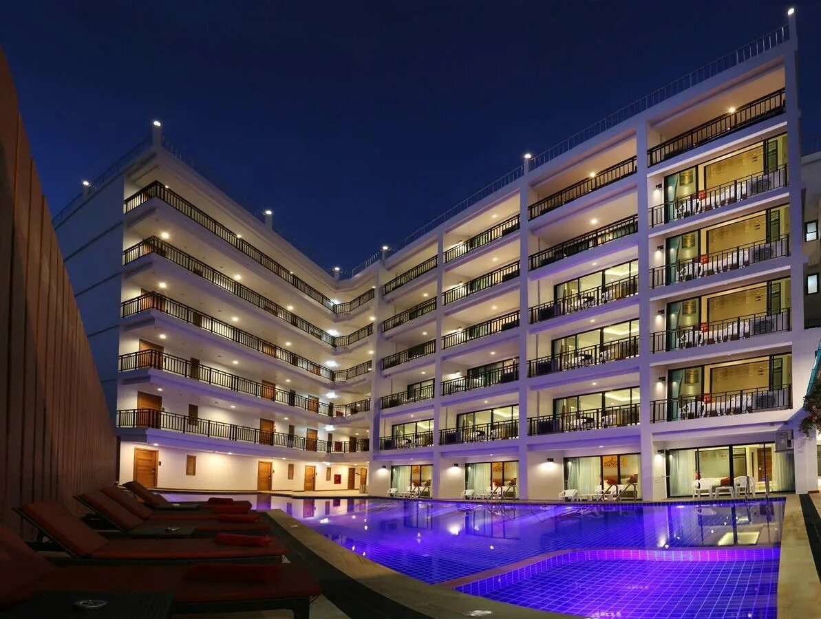Patong resort 4. Патонг резорт. patong resort hotel 4. патонг резорт отель 4 пхукет. патонг фото.