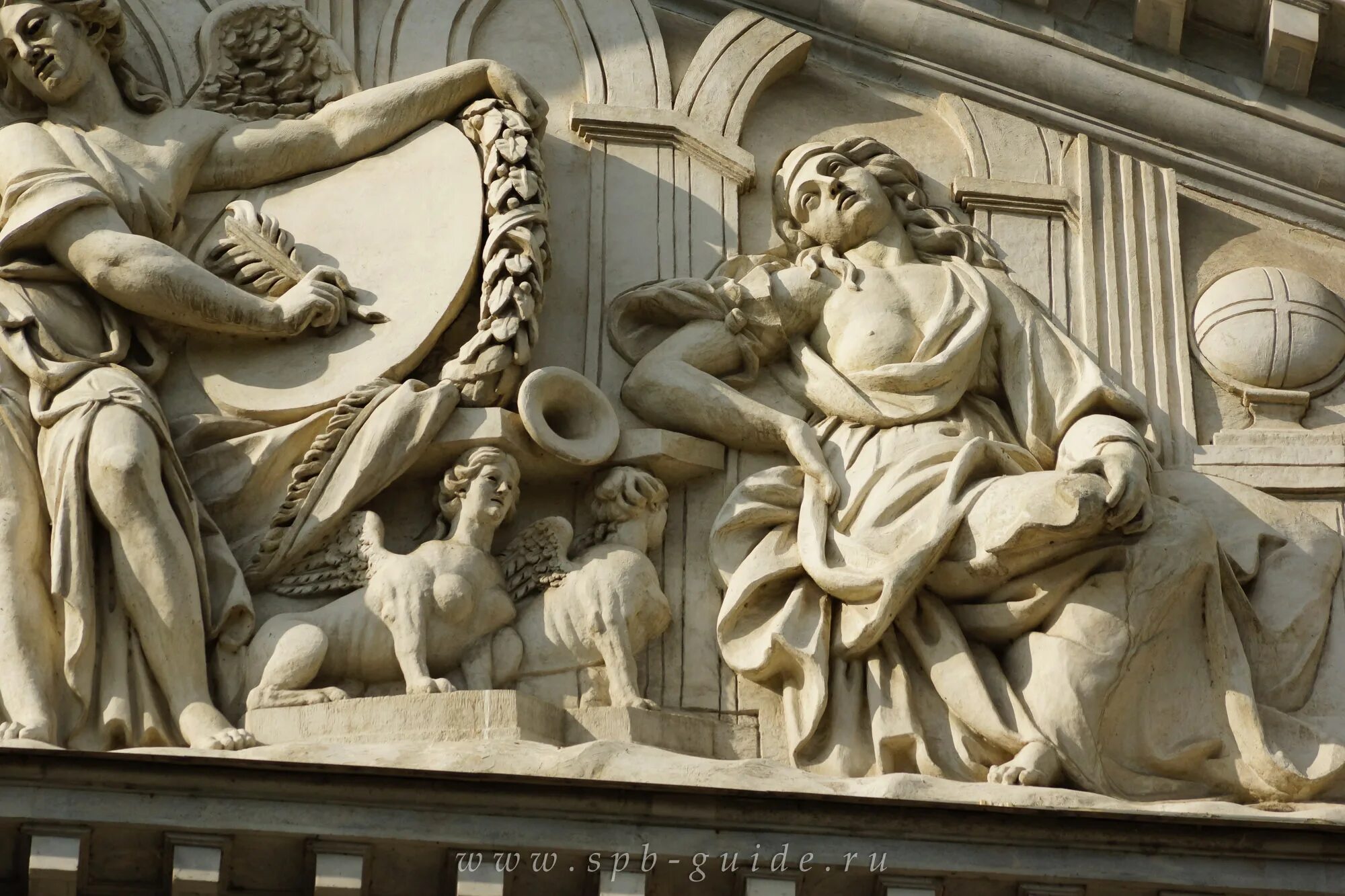 Горельеф древней греции. Барельефы михайловского дворца. Скульптура рельеф барельеф горельеф. Барельефы михайловского замка. Барельеф триумф аполлона.