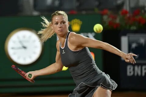 Internazionali di Roma, avanza Camila Giorgi: battuta Rus, al 2 ° turno sfi...