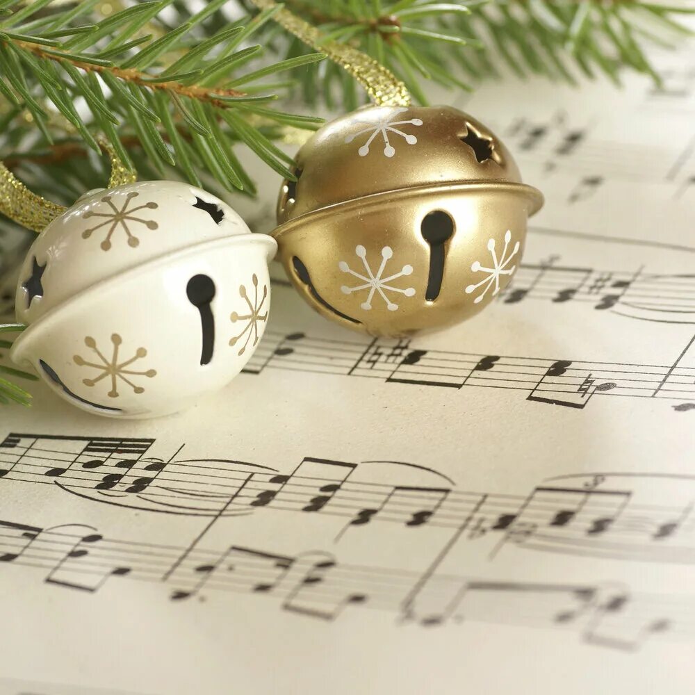 Фон ноты новый год. Christmas songs. Нейтральная новогодняя музыка на фон. Новогодняя мелодия. Новогодняя музыкальная.