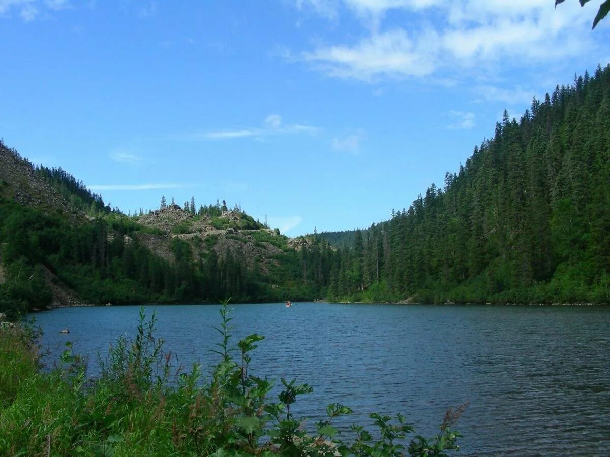 Озеро амут хабаровский край. Горное озеро амут, хабаровский край. Амут озеро хабаровский край озёра. Буреинский заповедник хабаровский край. Амут озеро хабаровский край озёра.