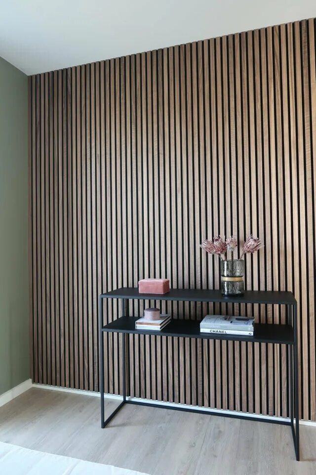 Рейка деревянная декоративная. Планки на стену. Мид сенчури модерн рейка. Декоративная стена из планок. Деревянные планки в интерьере.