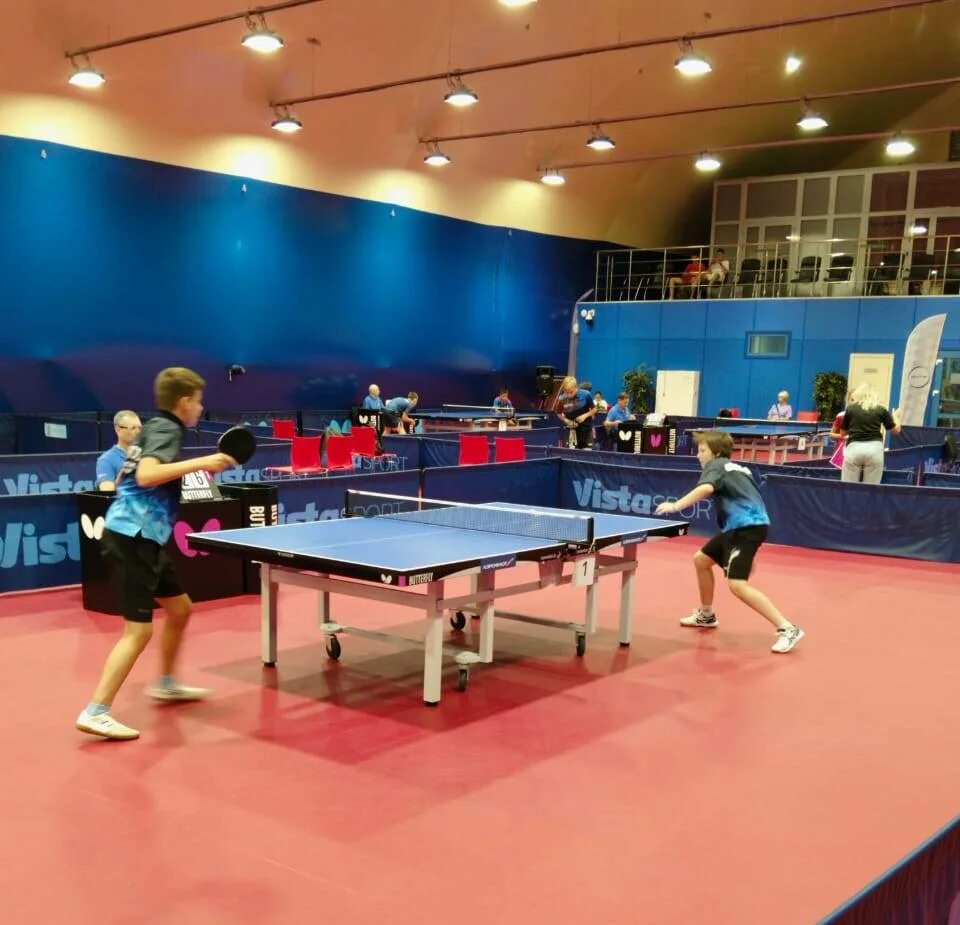 Спартакиада. В соревновании по настольному теннису участвовало. Джон джаквес настольный теннис. В соревновании по настольному теннису участвовало. Пинг понг соревнования.