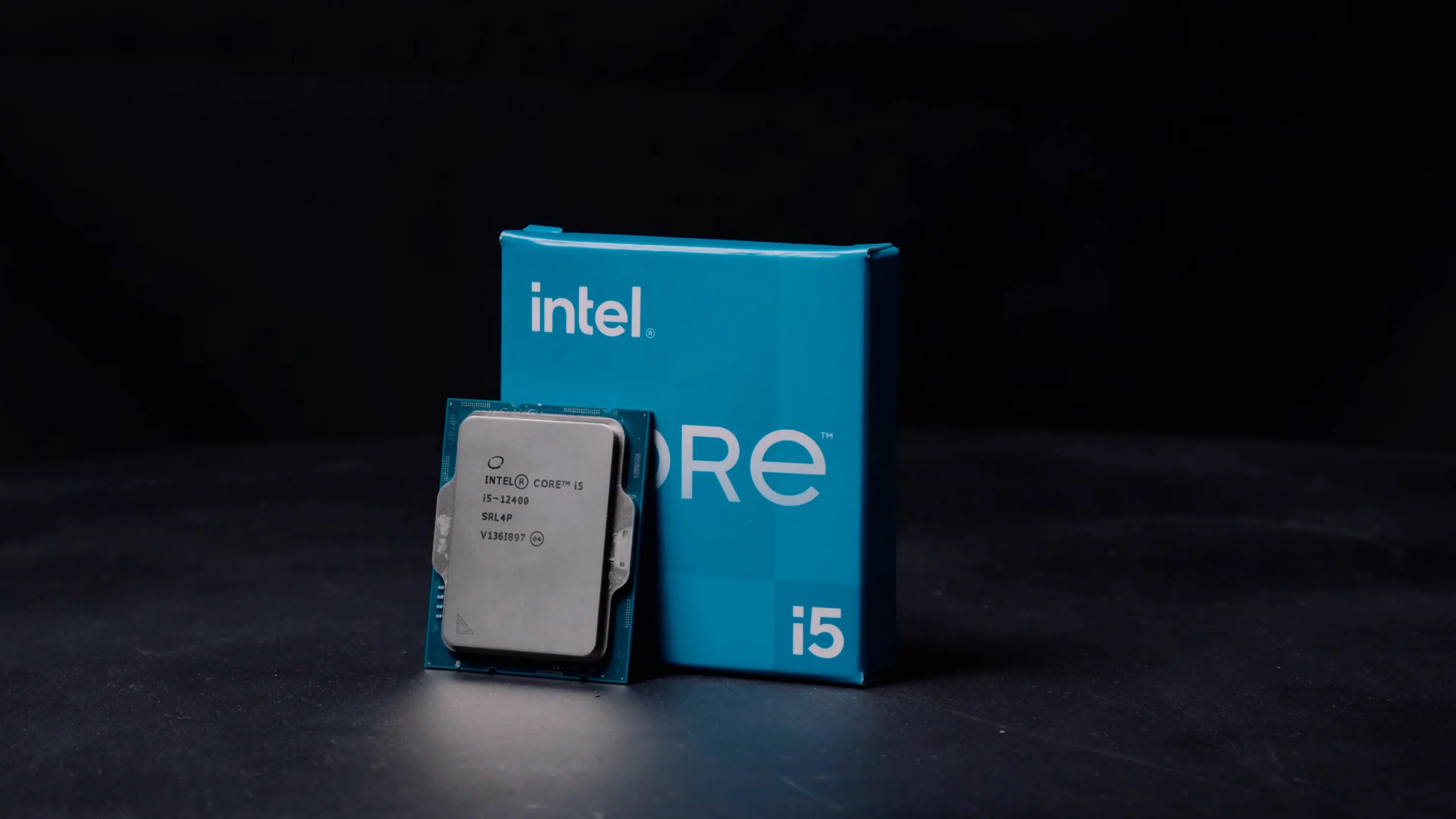 Intel Core i5 12400f. Процессор Intel Core i5-12400f Box. Процессор Intel Core i5-12400f OEM. Процессор Intel Core i5 12400f, LGA 1700, OEM. Core i5 12400 uhd graphics 730