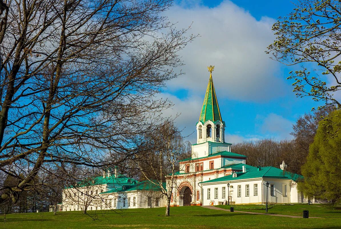 Коломенское здания. Музей-заповедник коломенское, москва, проспект андропова. Парк музей коломенское. Парк музей коломенское. Музей-заповедник коломенское, москва, проспект андропова.