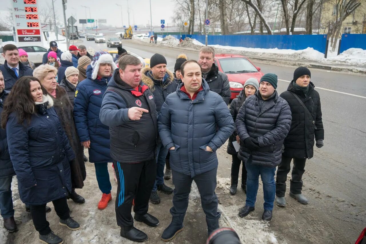 Новости сегодня на левом берегу. Волошин Химки. Волошин Химки администрация. Глава Левобережного района Химки. Мосавтодор Химки Левобережная.