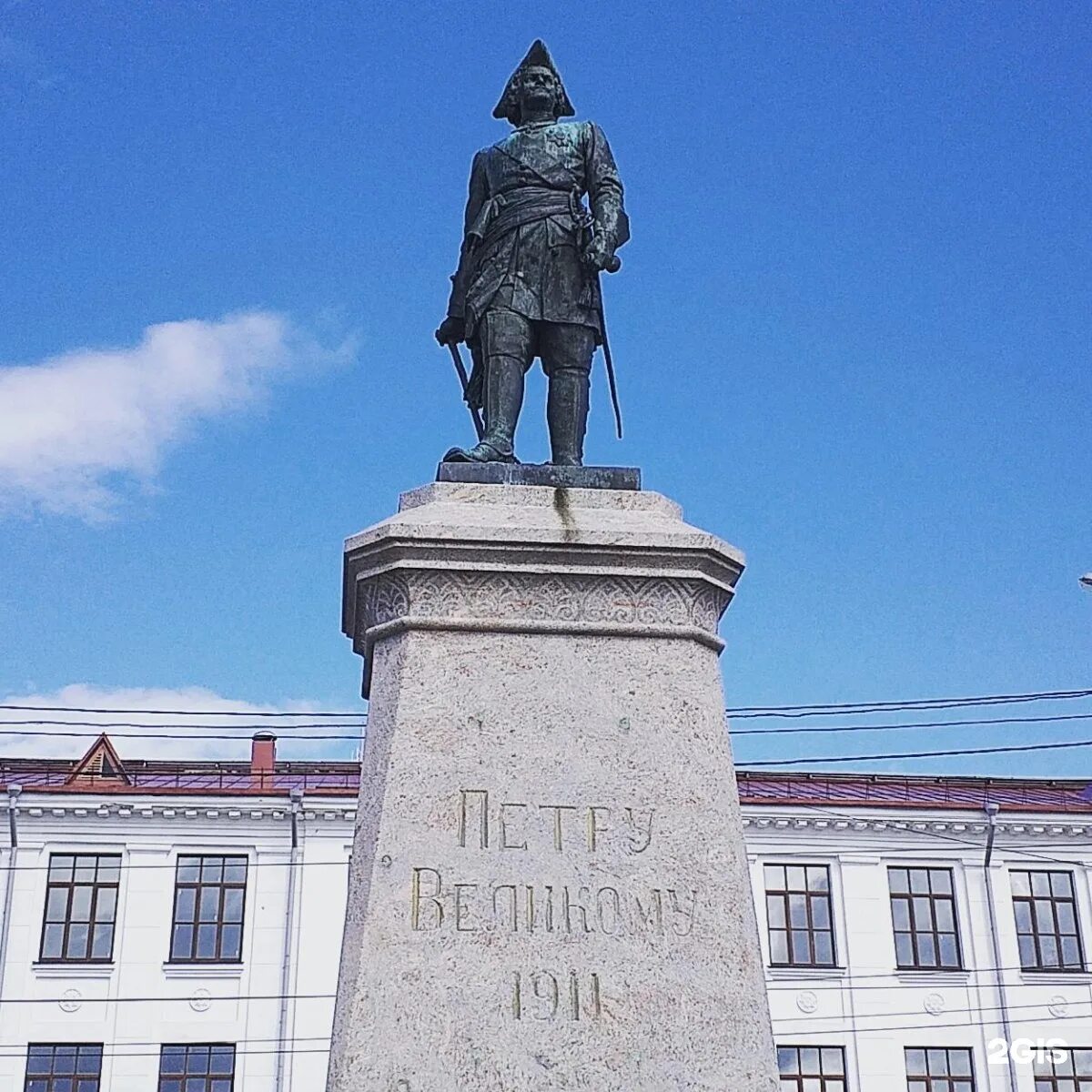 Почему памятник петру 1 стоит в архангельске. Памятник Петру 1 в Архангельске. • Памятник Петру Iархангельск). Памятник Петра первого в Архангельске. Статуя Петра 1 в Архангельске.