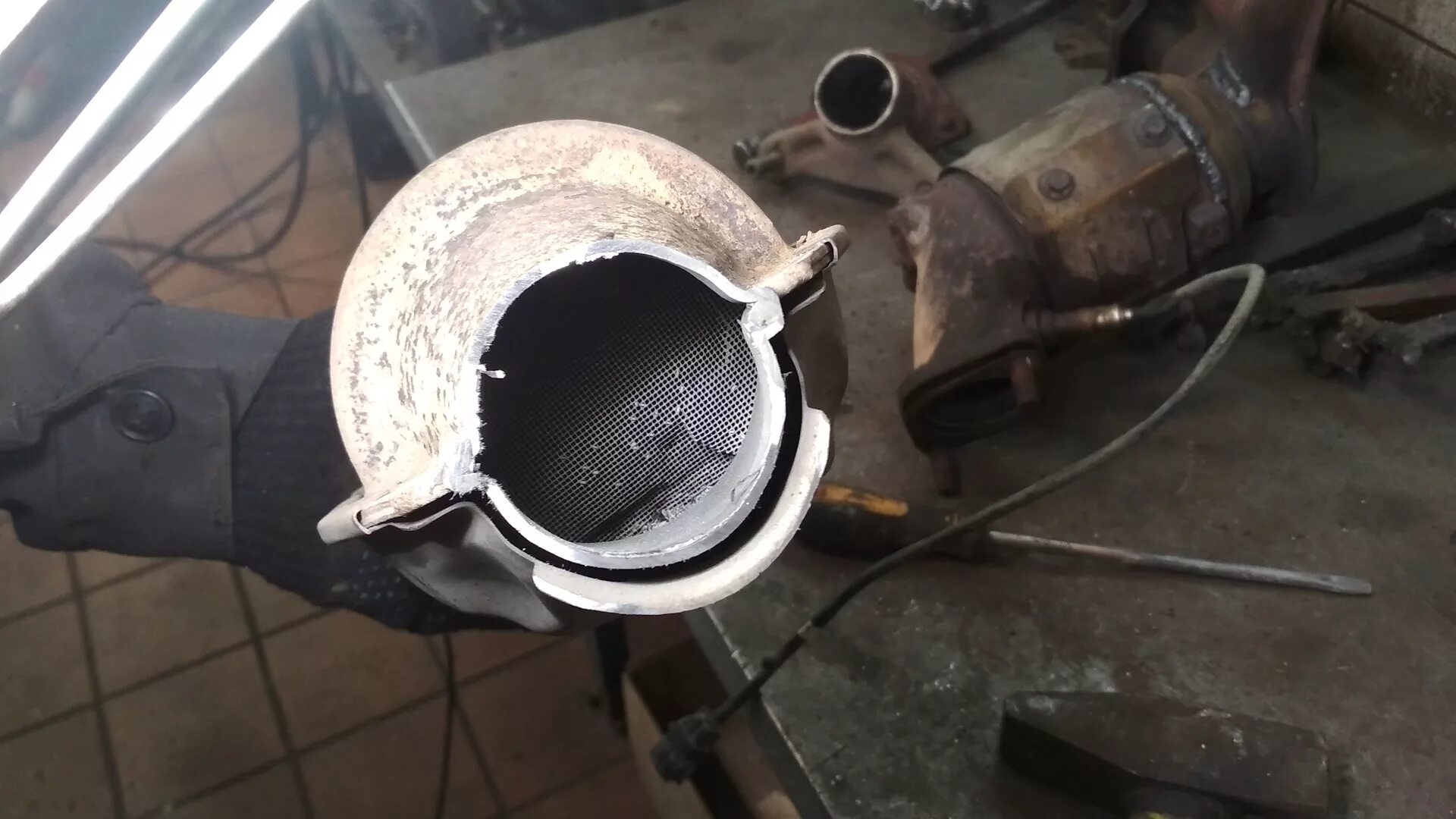 6 115. Катализатор форд фокус 2 1. 8. Катализатор ford focus 2. Удаление катализатора с прошивкой.