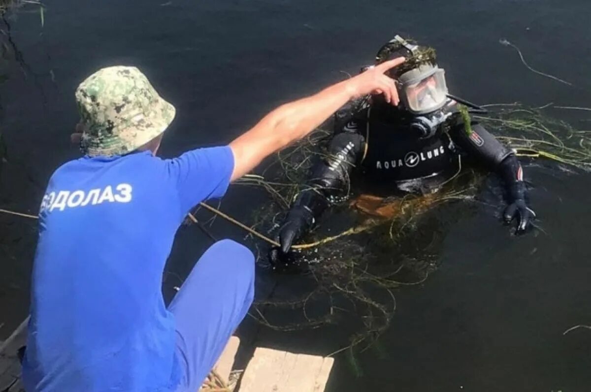 Водолазы из фонтейна вылавливают реликвии и надеются