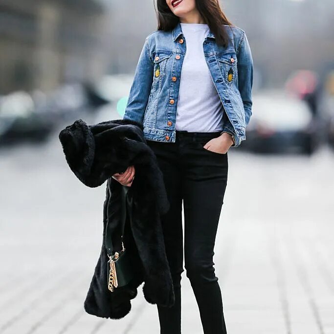 Mujskoy style jeans jacket style мужской. Джинсовка с черными штанами. Джинсовая куртка с черными джинсами. Джинсовая куртка с черными джинсами. Springfield джинсовая куртка мужская.