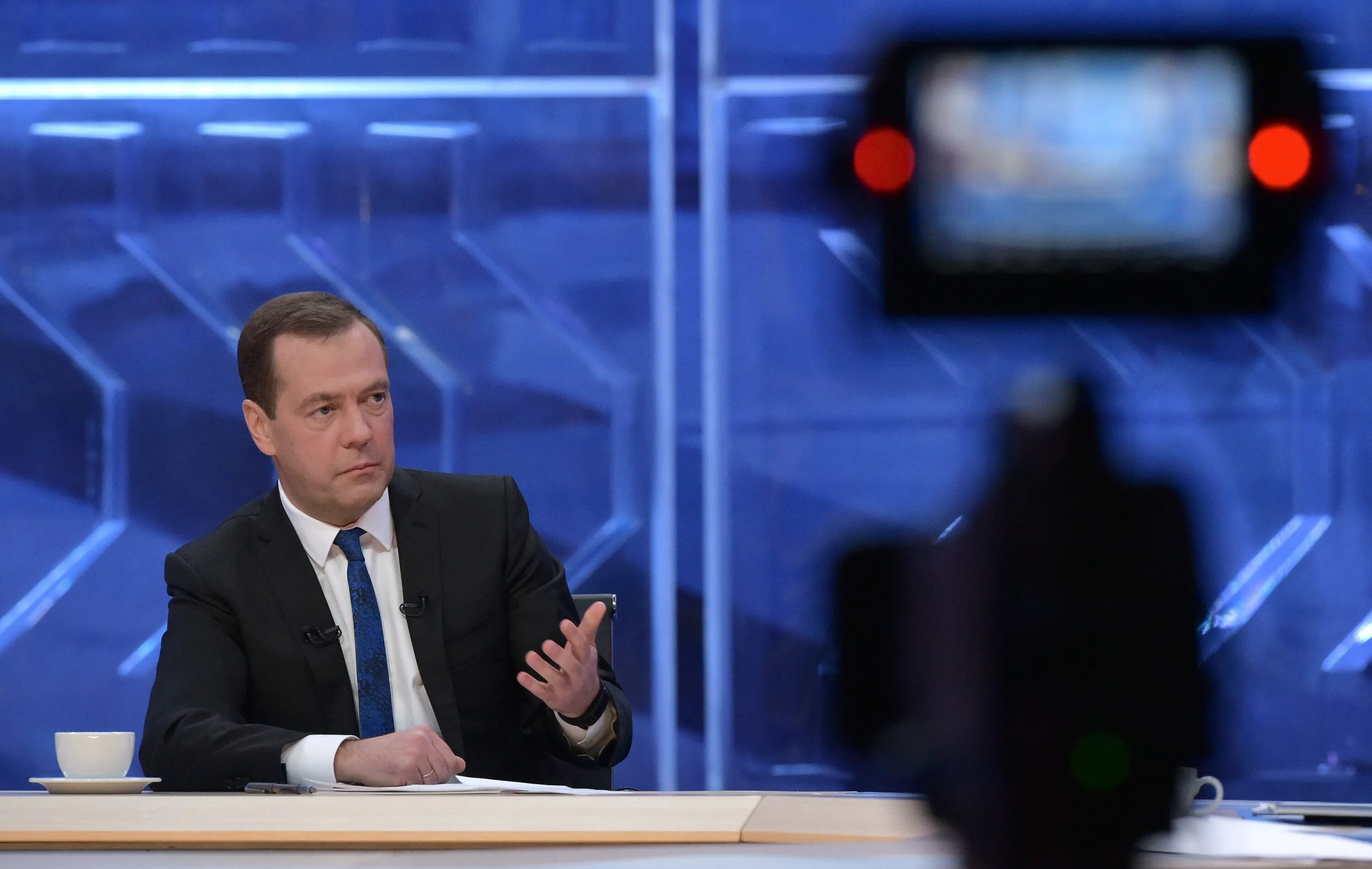 Интервью российским сми дмитрия медведева. Разговор с Дмитрием Медведевым 2009.