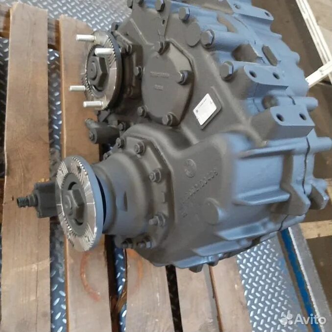 Раздатка zf. Раздатка ZF КАМАЗ 6522. Коробка раздаточная 6522-1800020-10 коробка раздаточная ZF Steyr vg1600/300. 6522-1800020 Коробка раздаточная ZF. Раздаточная коробка ZF Steyr VG 1600/300 КАМАЗ.