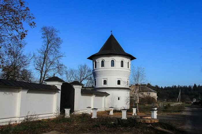 Лесной городок верея. Верея центр города. Город Верея Московская область. Город Верея площадь. Башня Верея.