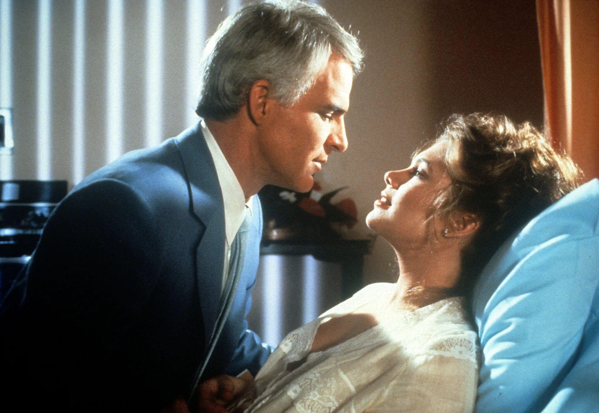 The man has two. Кэтлин тернер 1983. the man with two brains (1983) steve martin.