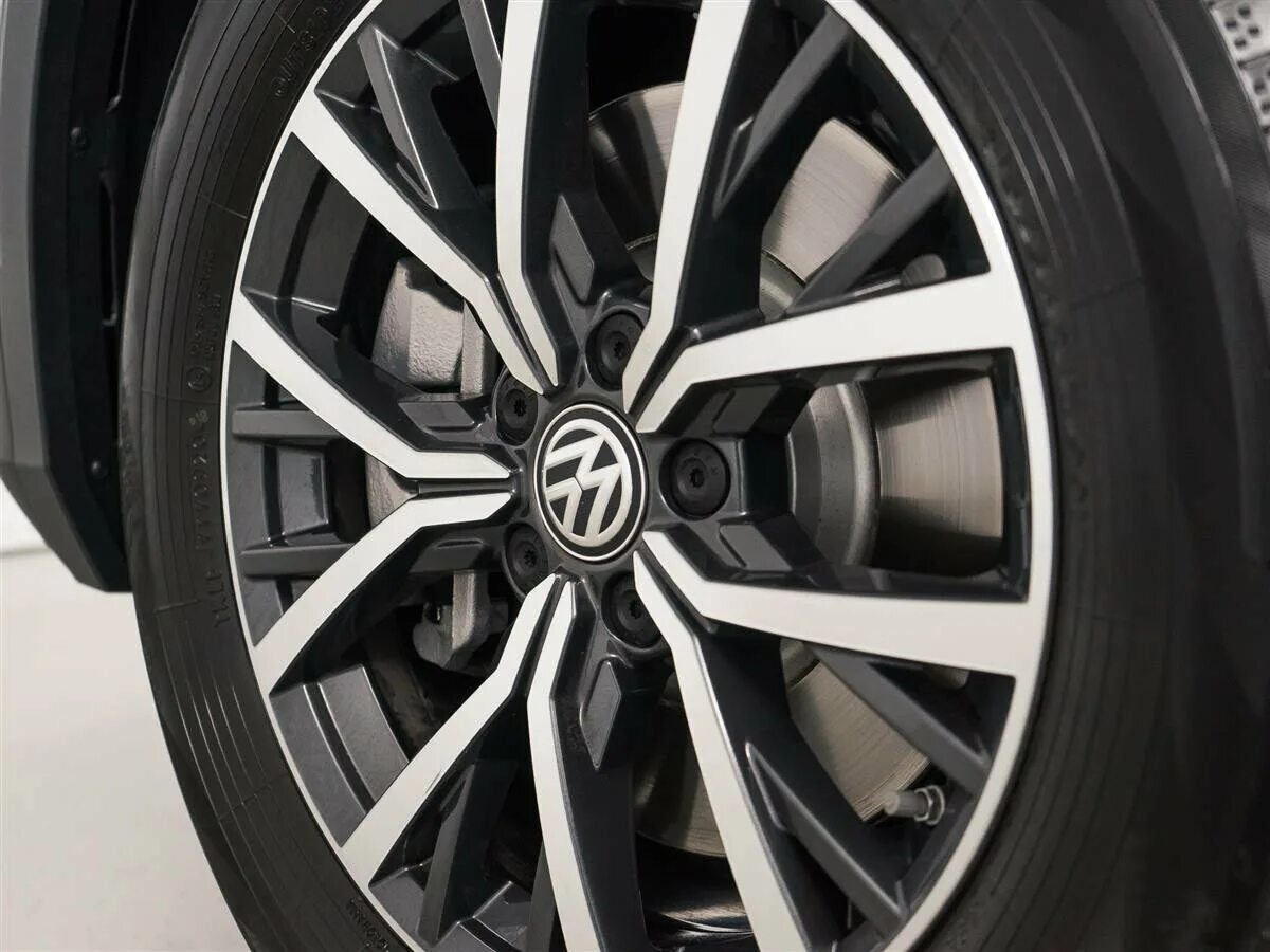 R22 bmw. диск фольксваген гольф r17. диски r17 5 114. Vossen vfs4 gloss black. 6 et25 chrome.