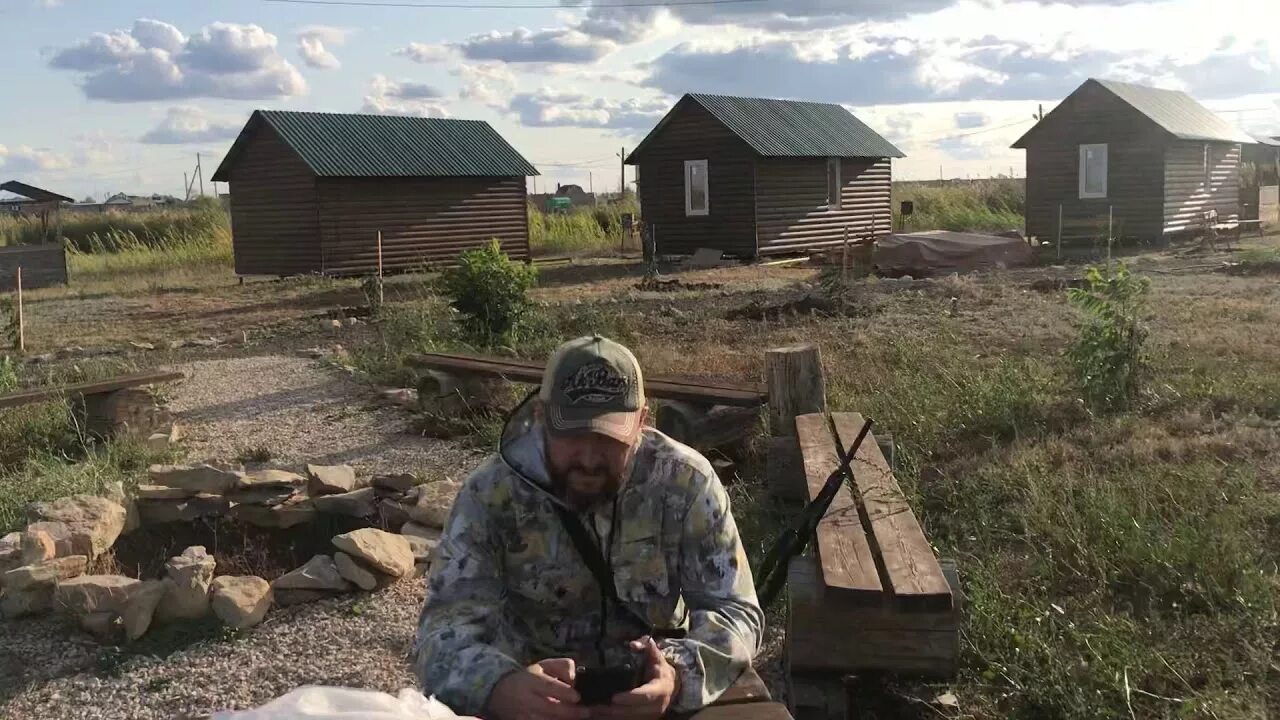 Золотой карп рыбалка. Прудовое хозяйство золотой Карп Энгельс. Золотой Карп Терновка. Золотой Карп Маклино. Пруд Маклино золотой Карп.