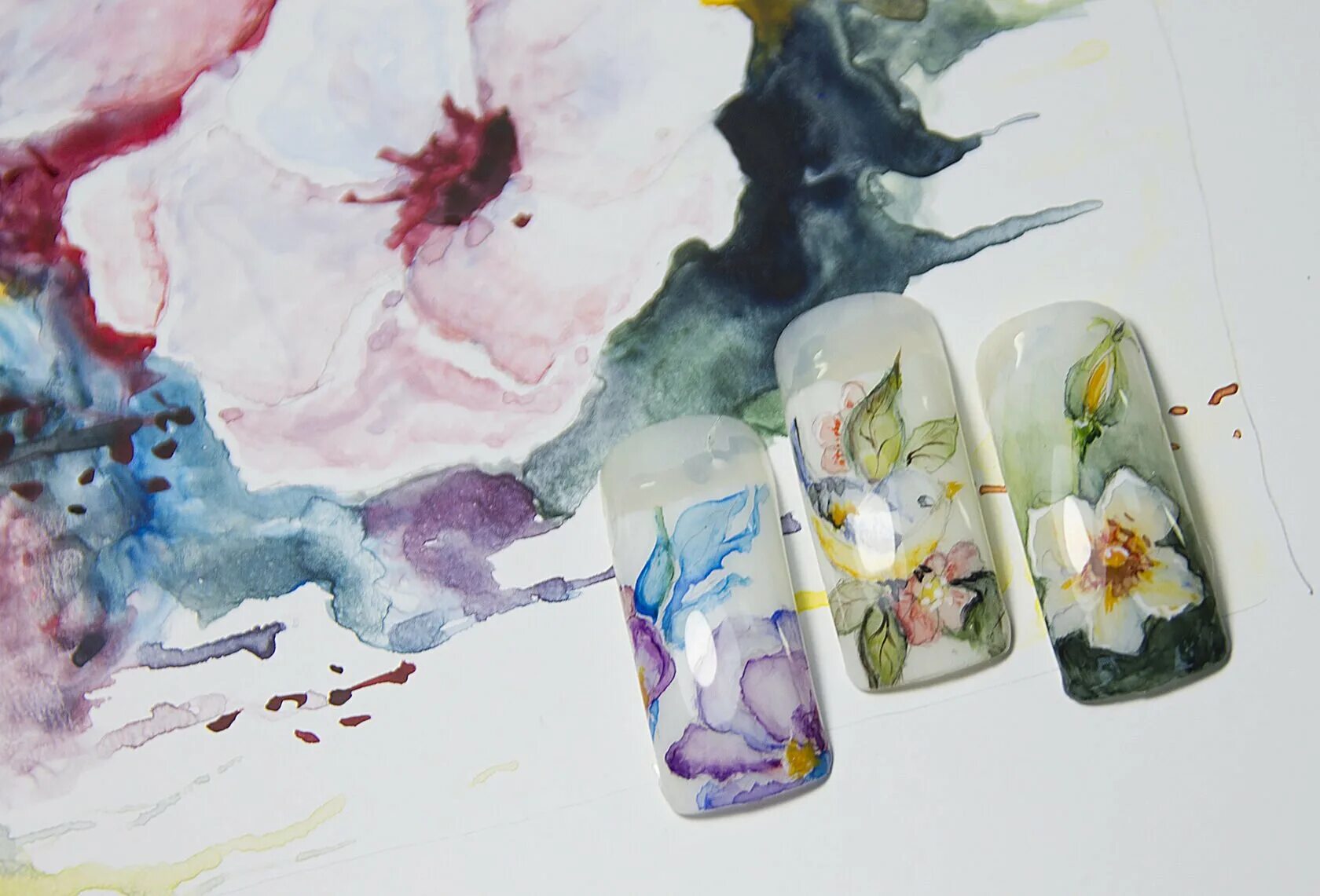 Акварельные ногти гель. Гелевая акварель. Роспись гель лаками. Акварельная роспись на ногтях. Гель лак акварель.