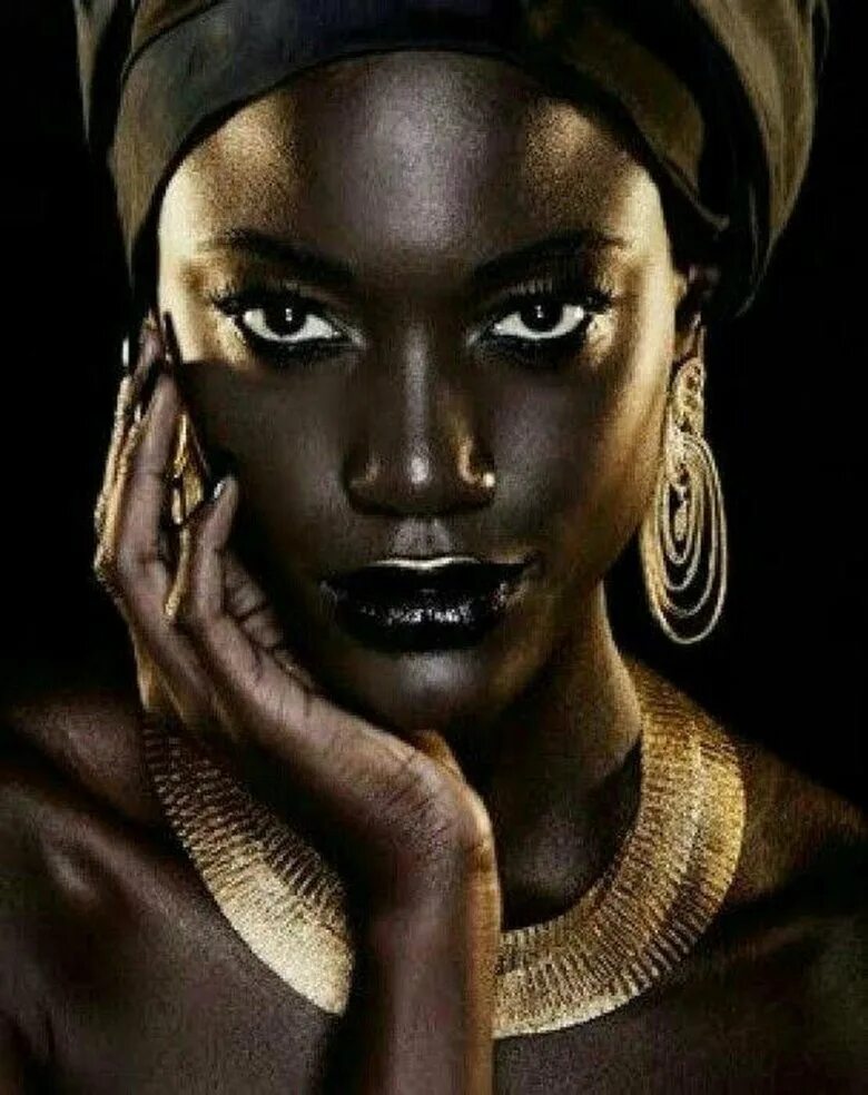 Африканские красавицы Кейт мэнсон. Африканские женщины. Портрет африканской женщины. Красивые лица африканок. Чернокожая дама