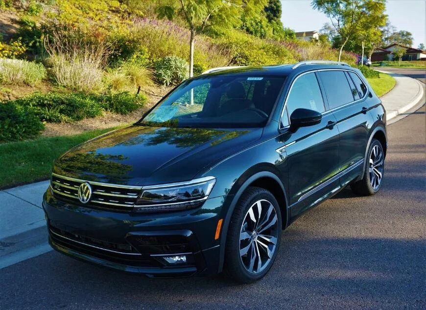 Tiguan 2019. VW Tiguan 2019. Фольксваген Тигуан 2016 спортлайн. Фольксваген Тигуан 2019 черный. Volkswagen 2019 купить