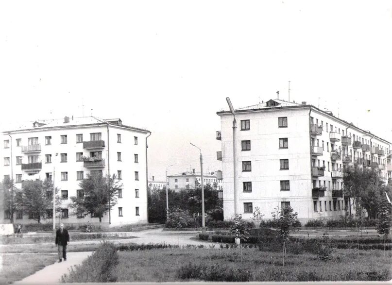 Образцовская сызрань. Сызрань образцовская площадка. сызрань дк пластик. жуковского 47 сызрань. старая сызрань.