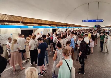 Спб синяя ветка что случилось сегодня