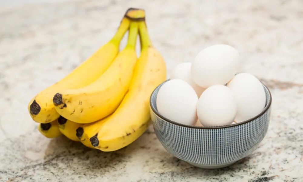 Eggs bananas