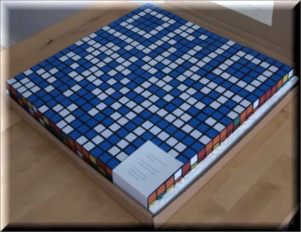 Кубик рубик QR. Кубик с QR кодом. Из Рубика QR-код. Коврик на пол в виде кубика Рубика интерьере купить. Qr код куб