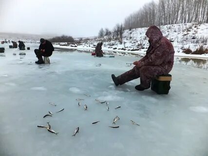 Рыбалка зимой на реке