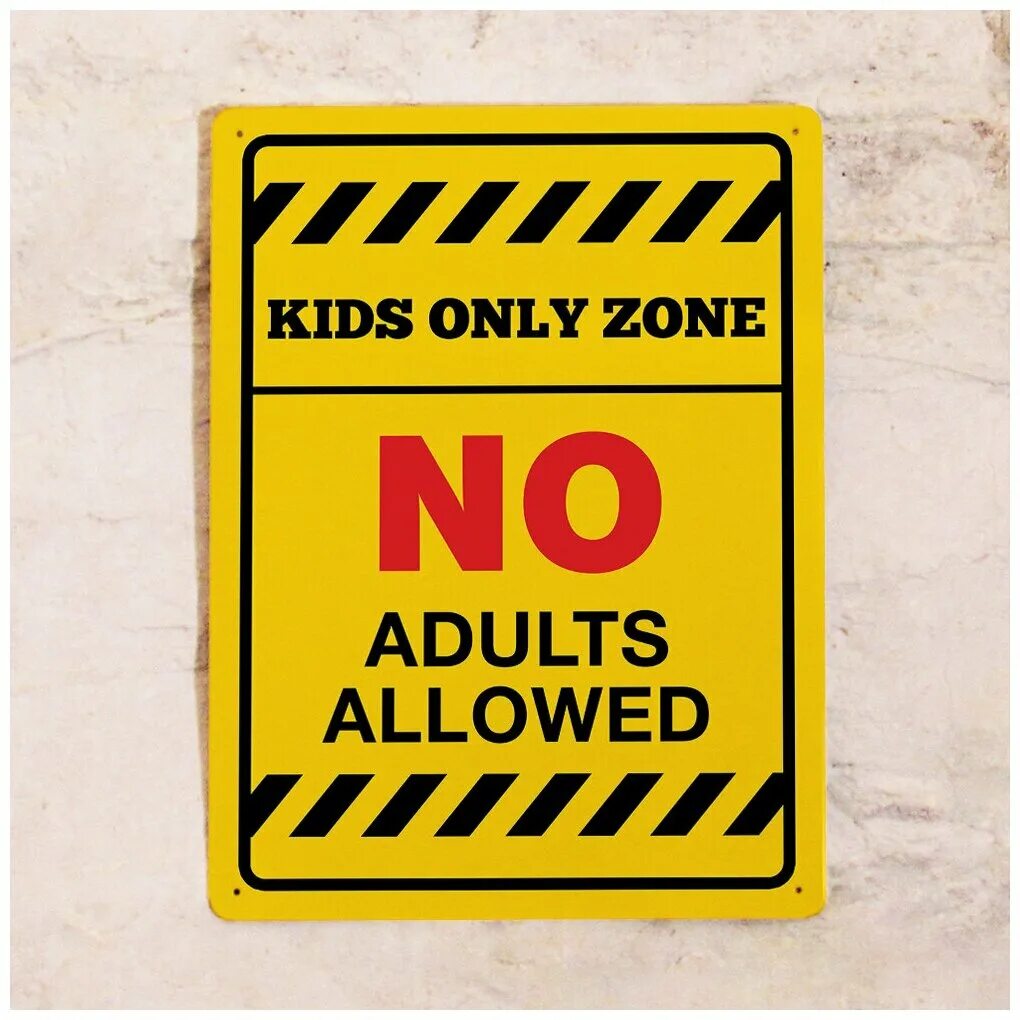 Tea act of 1773. Гифка с собакой мем. One person. Colored only фото. Руководитель курит.