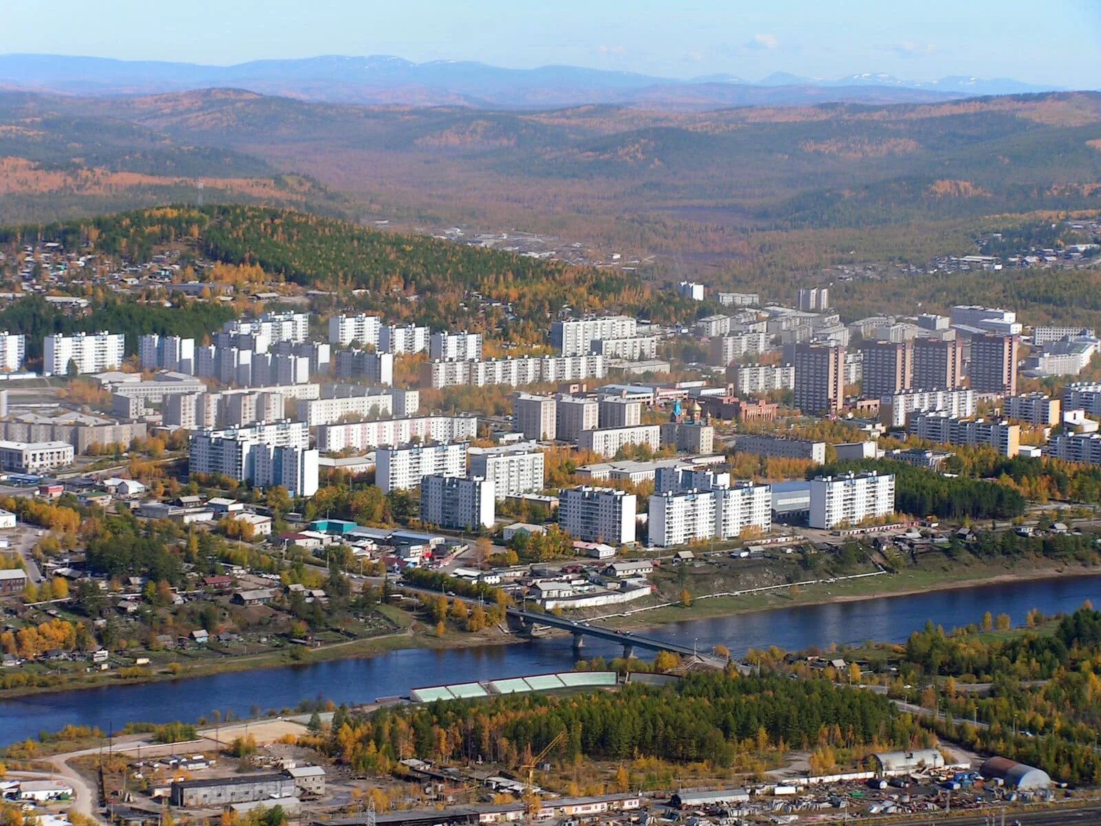 Г тында амурская область. Тында столица БАМА. Город Тында Амурской области. Амурский край город Тында. Тында Амурская область население.