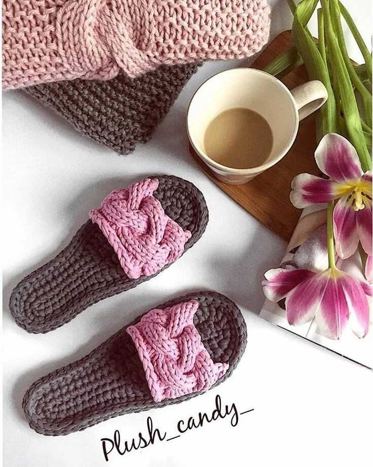 Вязаные сердечки крючком. Хочу что нибудь связать. Вязаные мелочи. Амигуруми попугайчики. Вязаная еда крючком.