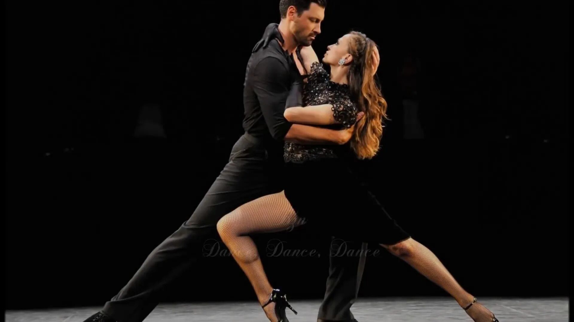 Музыкальные-танцевальные-сборники. Танцы в медицине. Концерт энрике иглесиаса. Танцы мп 3. Juicy j wife.