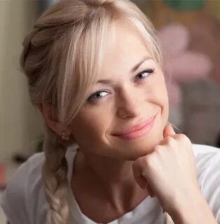 Masha Belova butunlay yalangoch