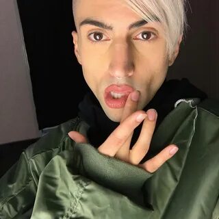 Mitch Grassi (PTX/Superfruit)👑 Images on Fanpop.