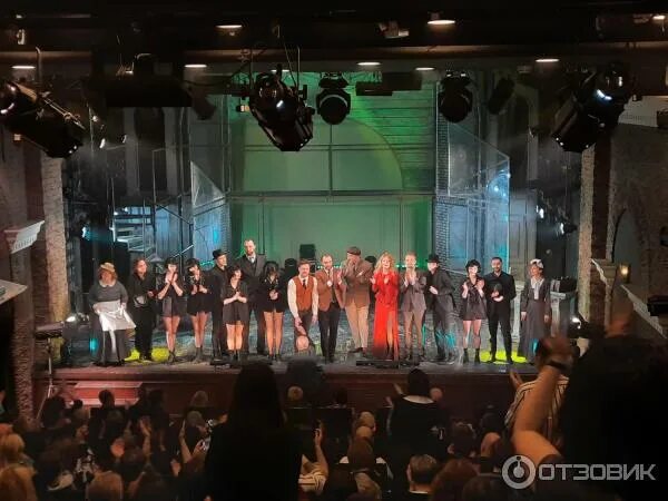 Пляшущие человечки у никитских ворот. Пляшущие человечки у никитских ворот
