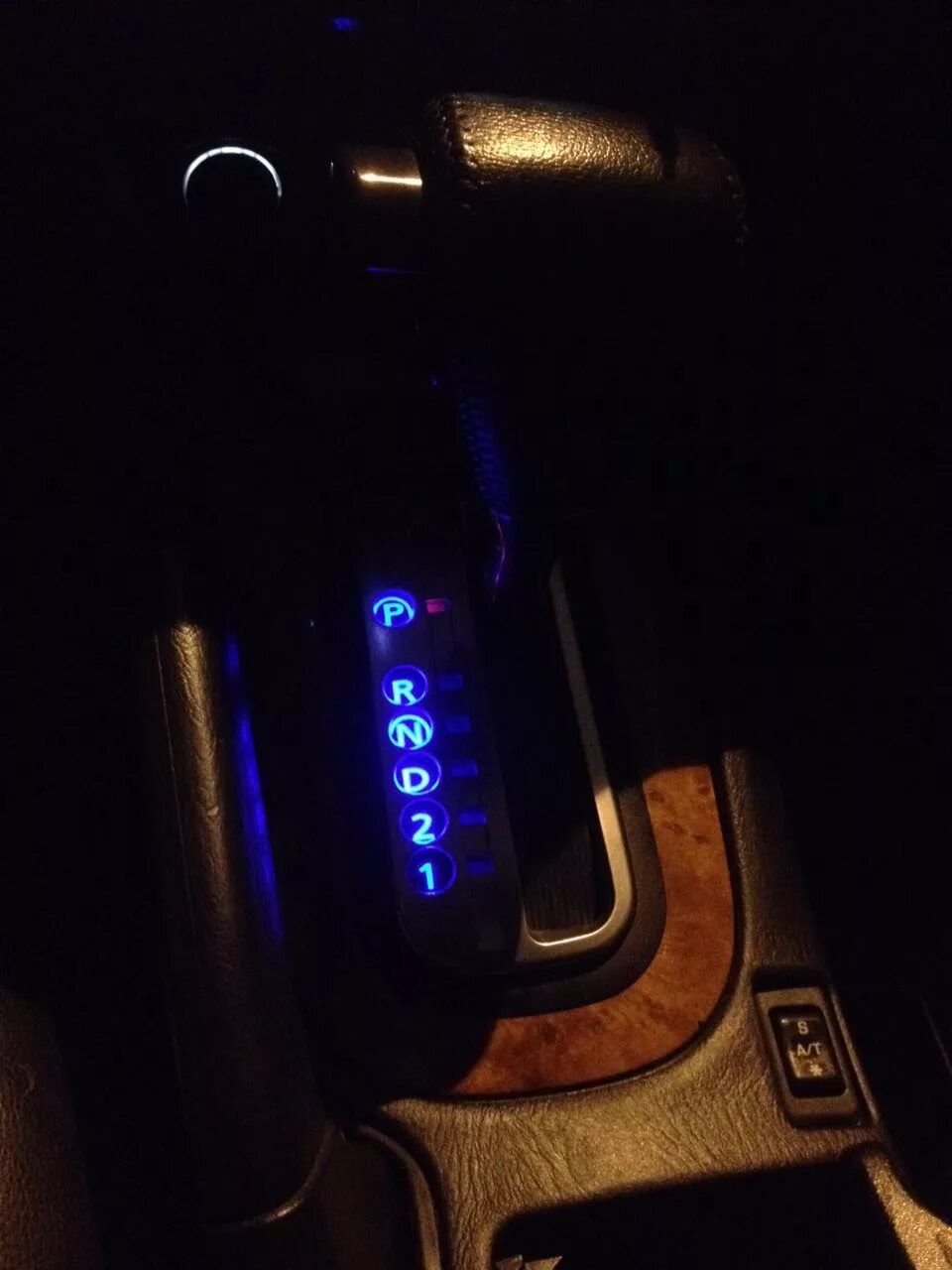 Акпп мистраль. Nissan mistral r20 подсветка селектора акпп. nissan maxima подсветка акпп. лампы подсветки селектора акпп hyundai sonata ef артикул.