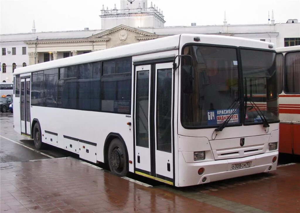 Автобус краснодар сальск. НЕФАЗ 5299-11-32. НЕФАЗ-5299 11 автобус. НЕФАЗ 5299-11-32( метан ). НЕФАЗ-5299 автобус Краснодар.