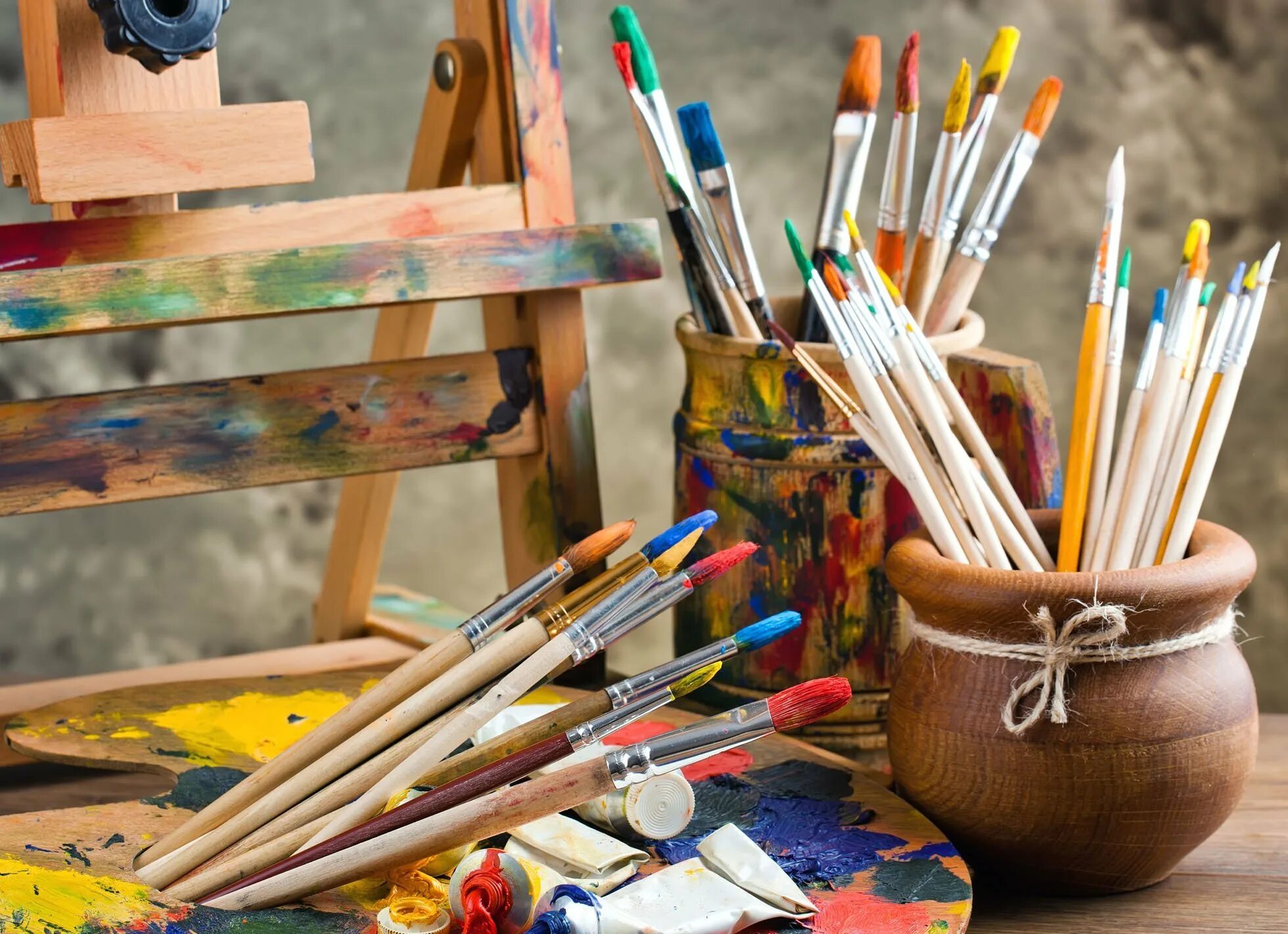 Художественные предметы. Художественные предметы. Живопись предметы. Художественные принадлежности для рисования. Принадлежности для рисования список.