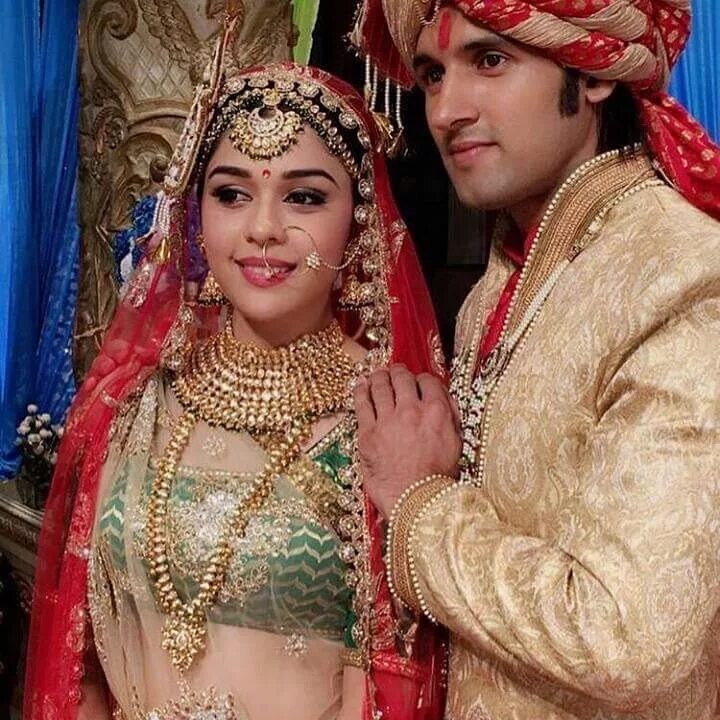 Один король одна королева индийский. Один король одна королева рани и радж. Один король, одна королева сериал 2015–2017. Один король одна королева гаятри и индравадан. Один король одна королева гаятри и индравадан.