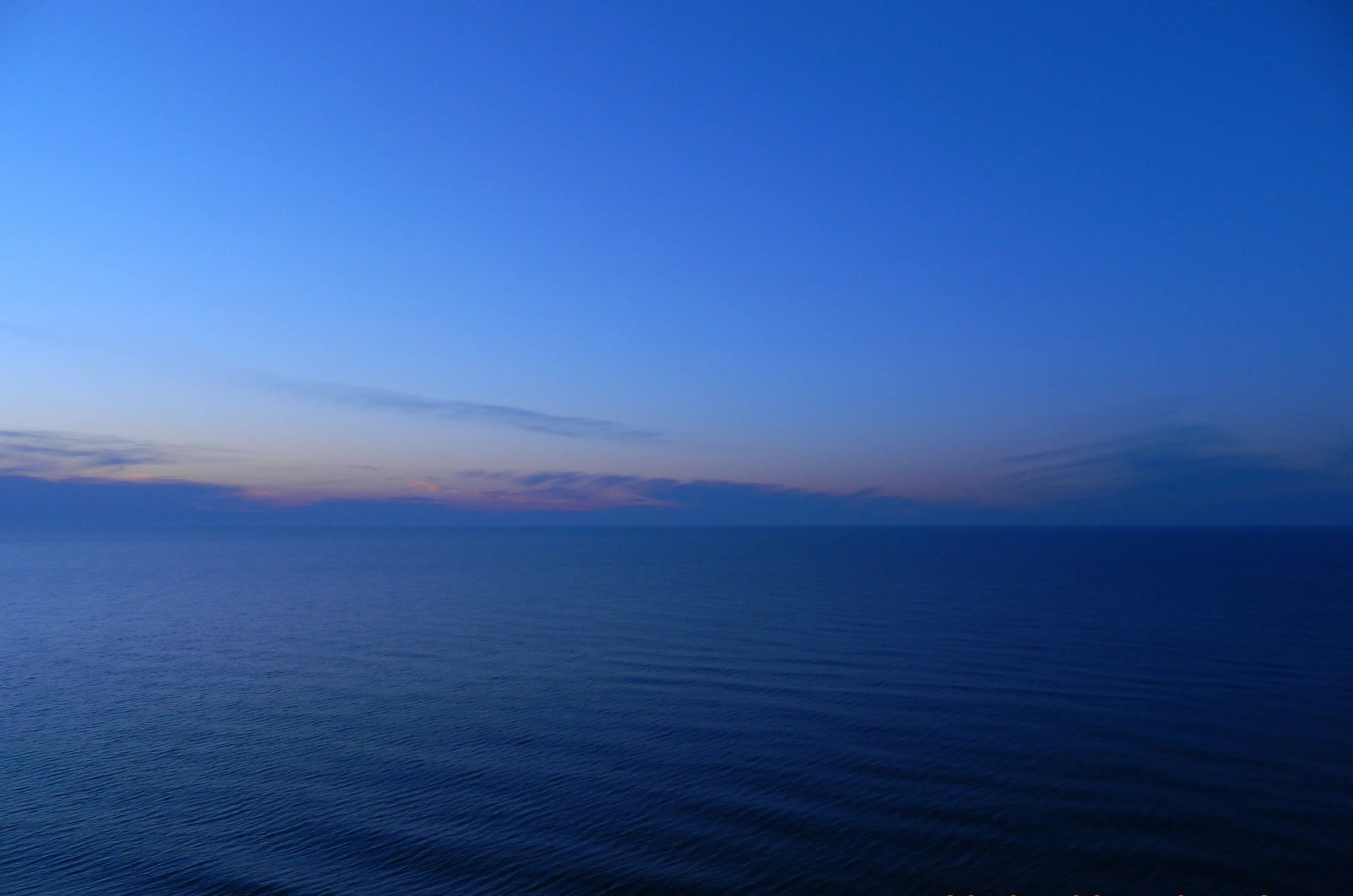 Страшное черное море. Темное море. Черное море. ,hyjtg jht. Черное большое море.