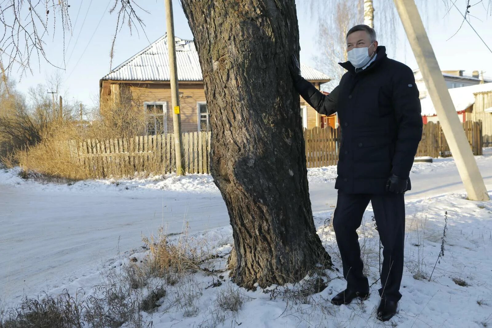 Народные новости бабаево вологодской. Парк Балашова Бабаево. Купец Балашов. Губернатор Кувшинников посетил в Бабаево памятник воинам.