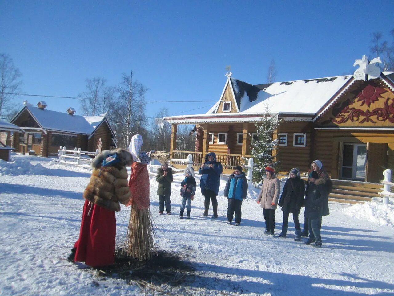 Русская деревня Шуваловка Масленица. Шуваловка Масленица. Шуваловка русская деревня. Деревня Шуваловка Масленица.