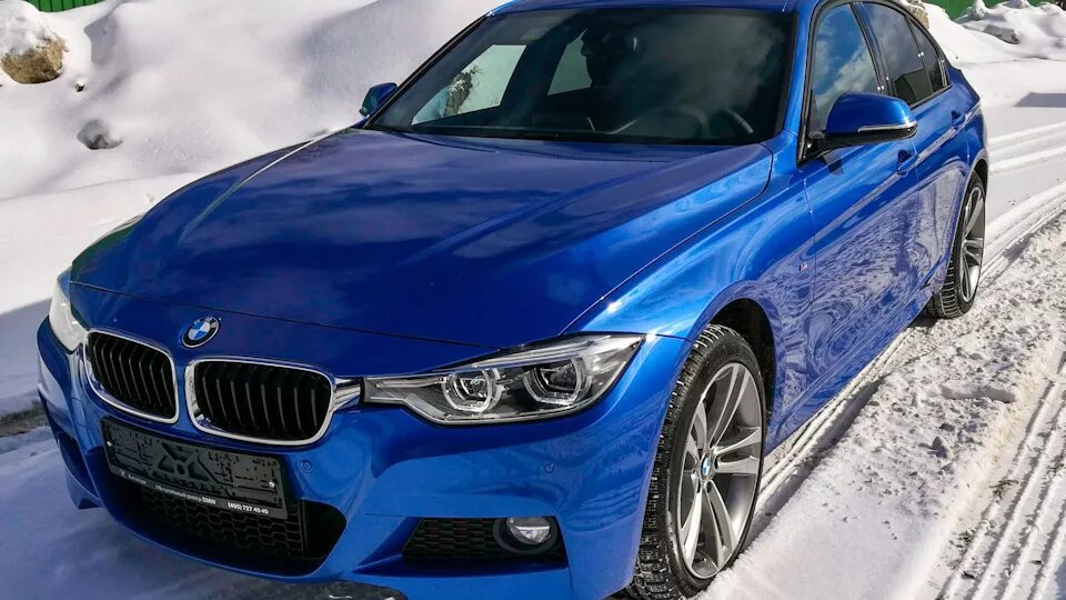 Сини 30. BMW 3 f30 синяя. BMW f30 2017. BMW 3 f30 голубой. BMW f30 темно синяя.