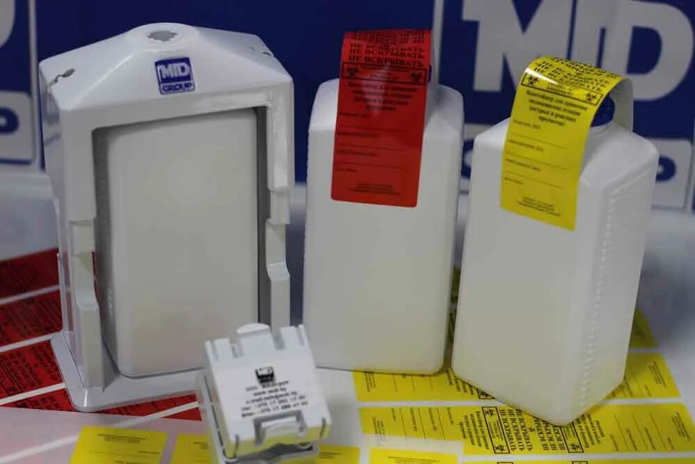 Иглоотсекатель для инъекционных. Медицинские отходы иглоотсекатели. Иглоотсекатель для инъекционных игл одноразовый. Иглоотсекатель для инъекционных. Отсекатель медицинский для игл.