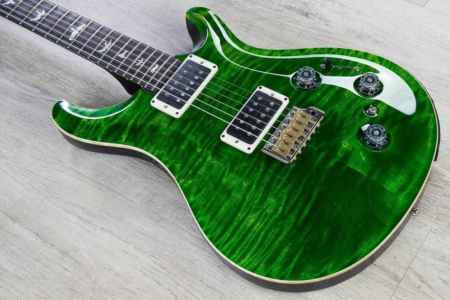 PRS se Custom 24 Emerald Green. PRS Custom 22 Green. PRS Custom 22 зеленая. PRS Paul Reed Smith. Электрогитара prs